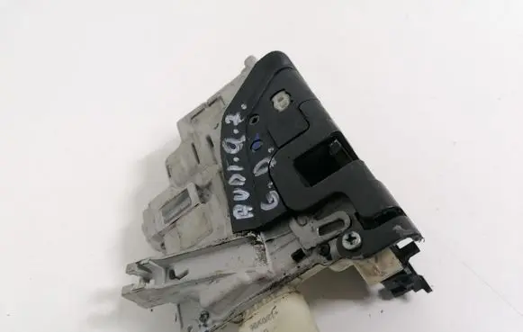 Audi Q7 4L Rear door lock 3C4839016C