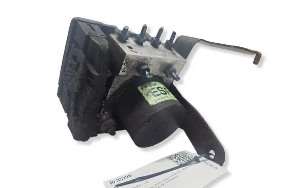 Hyundai i30 ABS Pump 589202L500