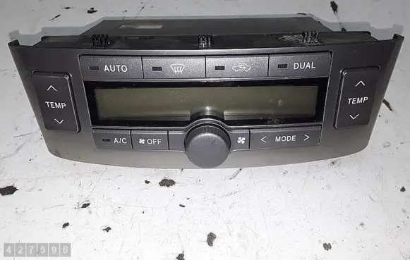 Toyota Avensis T250 Climate control unit 5590005202 MB1465705290