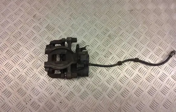 BMW X1 F48 F49 Rear brake caliper 6854439