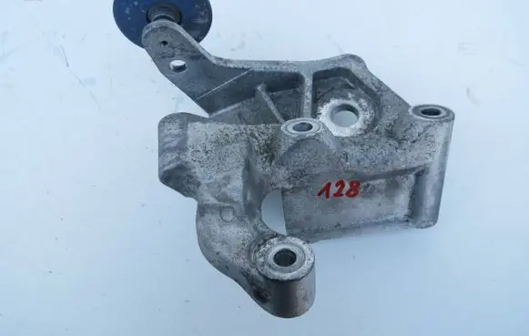 Volvo S90, V90 Engine mounting bracket 31430490 A07VM1 201605230272