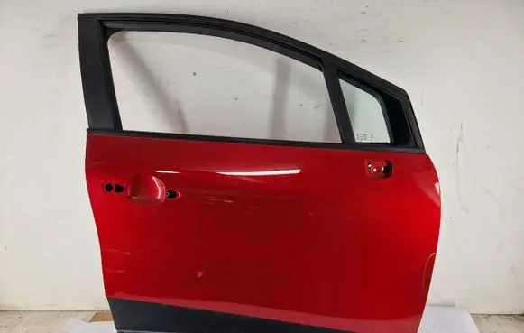 Renault Captur Front door 