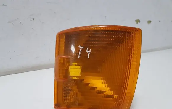 Volkswagen Transporter - Caravelle T4 Front indicator light 701953049