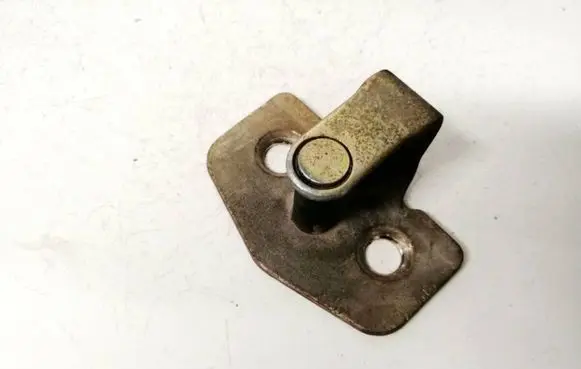 Opel Astra G Front door lock loop/hook striker 