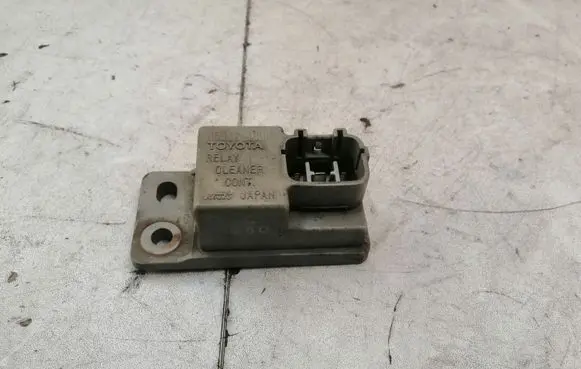 Lexus RX 330 - 350 - 400H Light washer relay 8594248010
