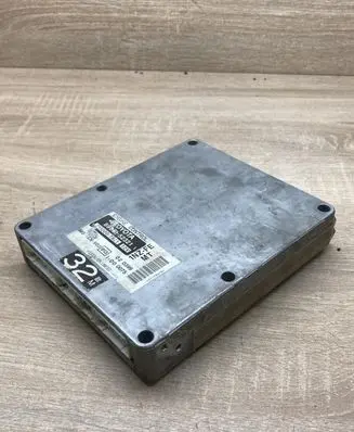 Toyota Yaris Verso Engine control unit/module ECU 8966152321