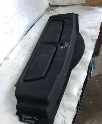Volkswagen Touran III Tailgate trim