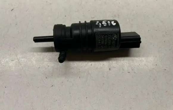 BMW 3 E92 E93 Windscreen/windshield washer pump 7302589 67127302589