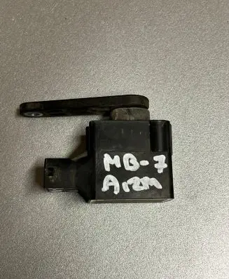 Headlight/headlamp level sensor