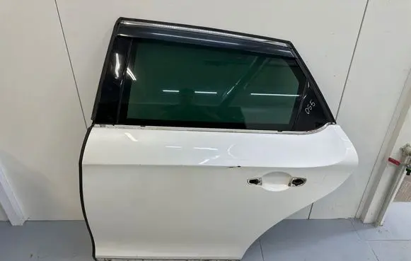 Citroen DS5 Rear door