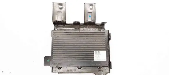 Hyundai Santa Fe Sound amplifier 963702W000