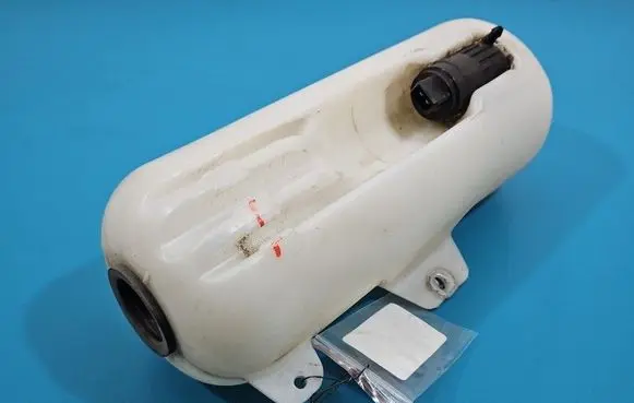 Fiat Tipo Windshield washer fluid reservoir/tank 52031764 IMPRK1538659