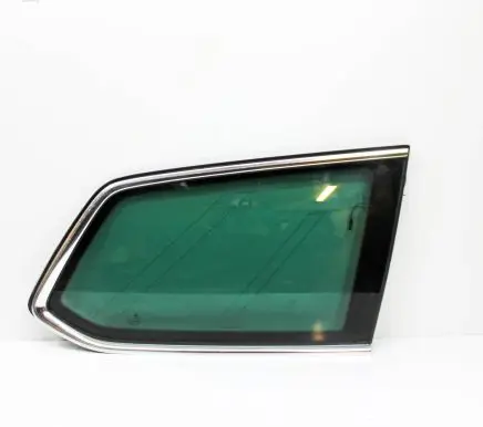Volkswagen PASSAT B8 Rear side window 3G9845298CH