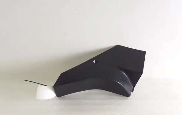 Opel Vivaro Front sill trim cover 98139331ZD