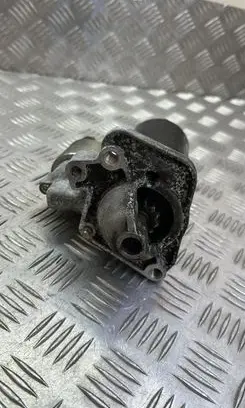 Renault Megane III Starter motor 0001136008
