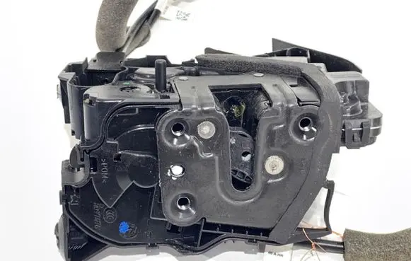Renault Scenic IV - Grand scenic IV Rear door lock 825029844R