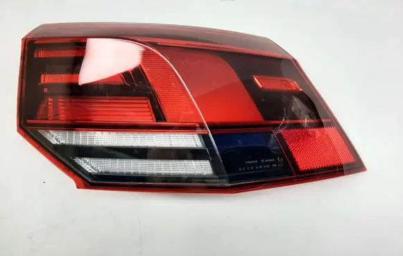 Volkswagen Golf VIII Rear/tail lights 5H0945096C