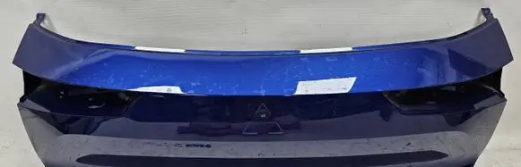 Mitsubishi Grandis Tailgate trim 901520105R