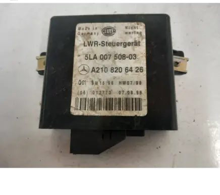 Mercedes-Benz CLK A208 C208 Light module LCM A2108206426 5LA00750803
