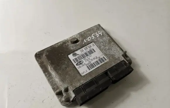 Skoda Fabia Mk1 (6Y) Engine control unit/module ECU 036906034JE