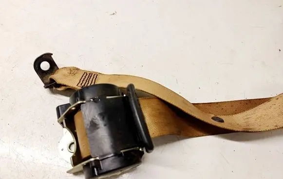 Opel Astra F Middle seatbelt (rear) 566324601