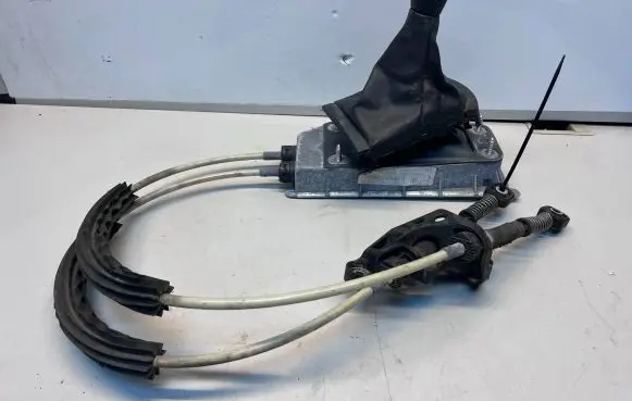 Volkswagen Polo Gearbox retarder lever 6Q0711061