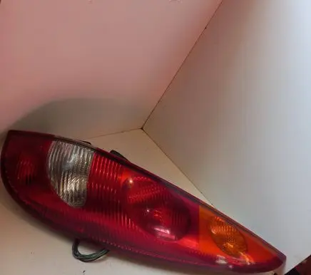 Nissan Almera Tino Rear/tail lights 5251