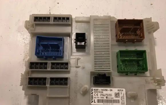 Volvo S60 Fuse module 31314116 31314116AA