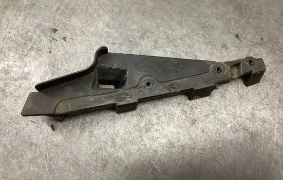 Mini One - Cooper R50 - 53 Front bumper mounting bracket 6800799
