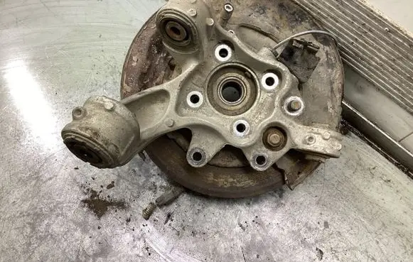 Honda CR-V Rear wheel hub