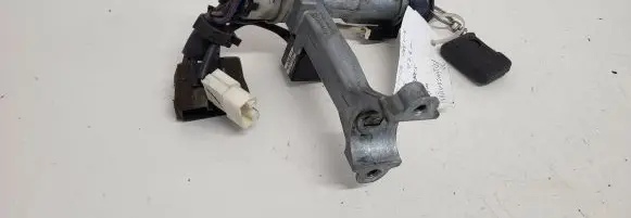 Toyota Previa (XR10, XR20) I Ignition lock 45020285 8978328010 0408538