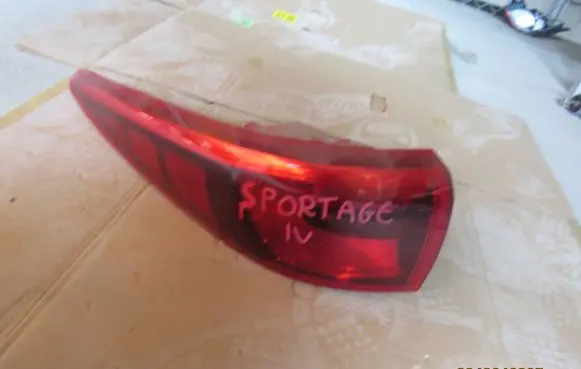 KIA Sportage Rear/tail lights L0Y4X 08022025