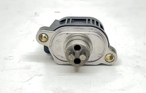 Porsche Panamera (971) Camshaft vanos timing valve 06M906048F