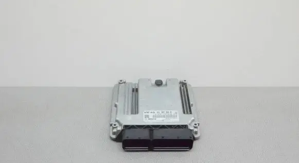 Seat Leon (5F) Engine control unit/module 04L907309B