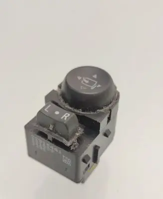 Opel Insignia A Wing mirror switch 22915441