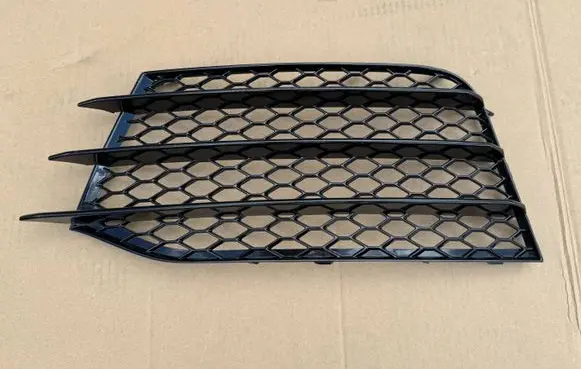 Audi TT TTS Mk2 Front bumper lower grill 8J0807681G