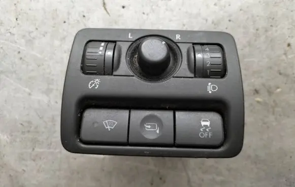 Subaru Legacy Wing mirror switch 159A01