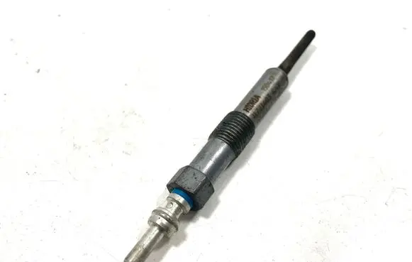 Renault Clio IV Glow plug 110658697R 11721403