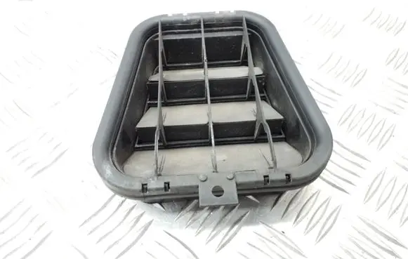 Seat Exeo (3R) Quarter panel pressure vent 4B0819181B