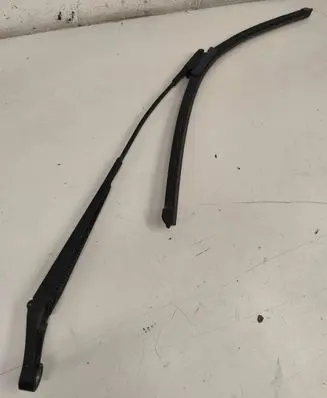 Opel Zafira B Front wiper blade arm 13145563
