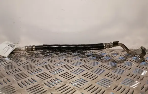 Air conditioning (A/C) pipe/hose