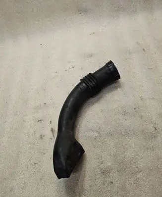 Audi A8 S8 D2 4D Air intake duct part 078129643d