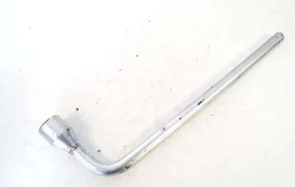 Mercedes-Benz A W169 Wheel nut wrench 1205810246