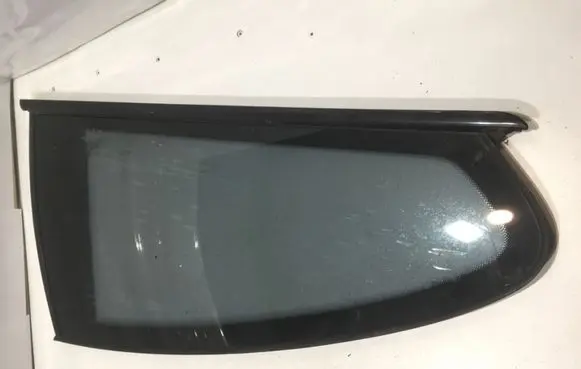 BMW 6 E63 E64 Rear side window 43R00022
