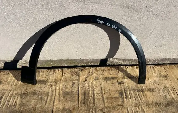 Front arch trim