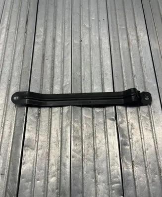 BMW 5 G30 G31 G38 Battery bracket 8704689