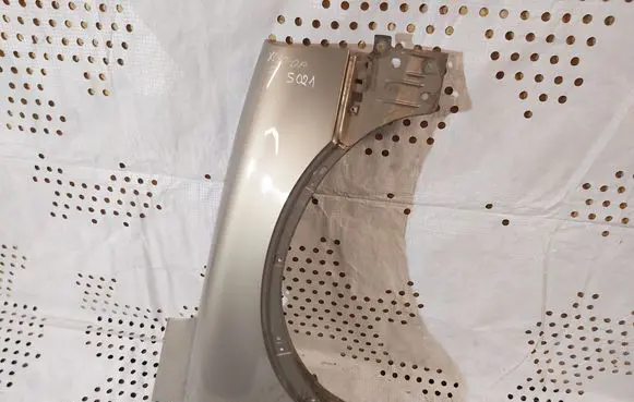 Volvo XC90 Fender
