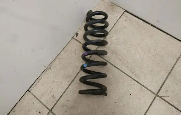 Lexus IS III XE30 Rear coil spring