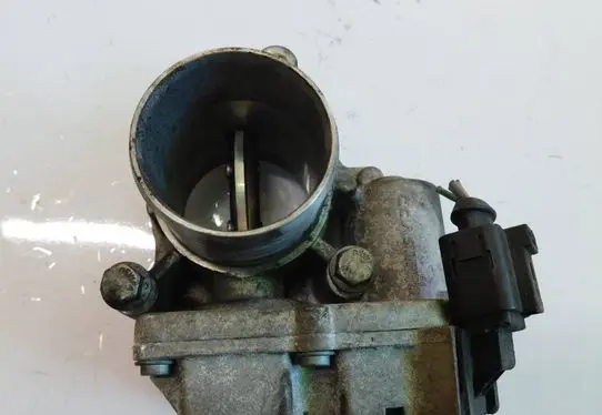 Renault Scenic II - Grand scenic II Throttle valve 8200736114