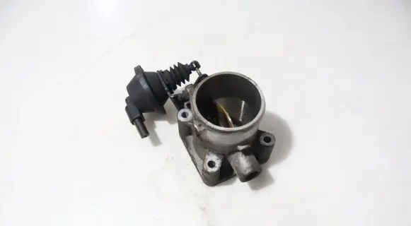 Hyundai i30 Engine shut-off valve 